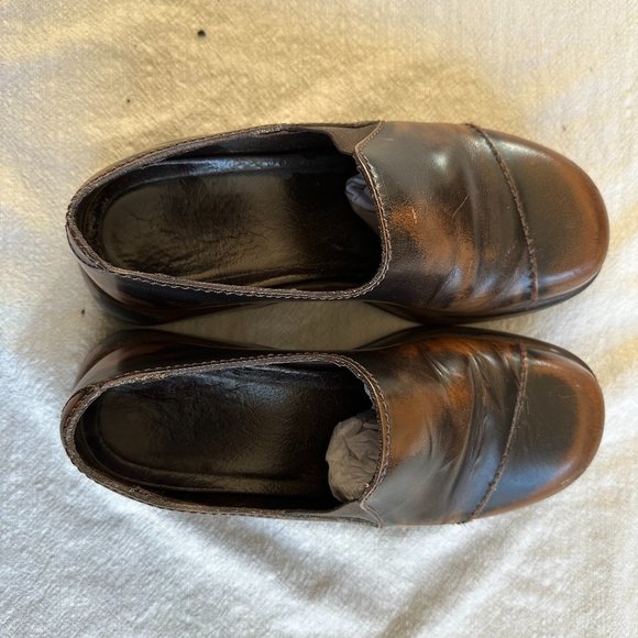 Dansko Professional Brown Leather Clogs - Picture 1 of 6